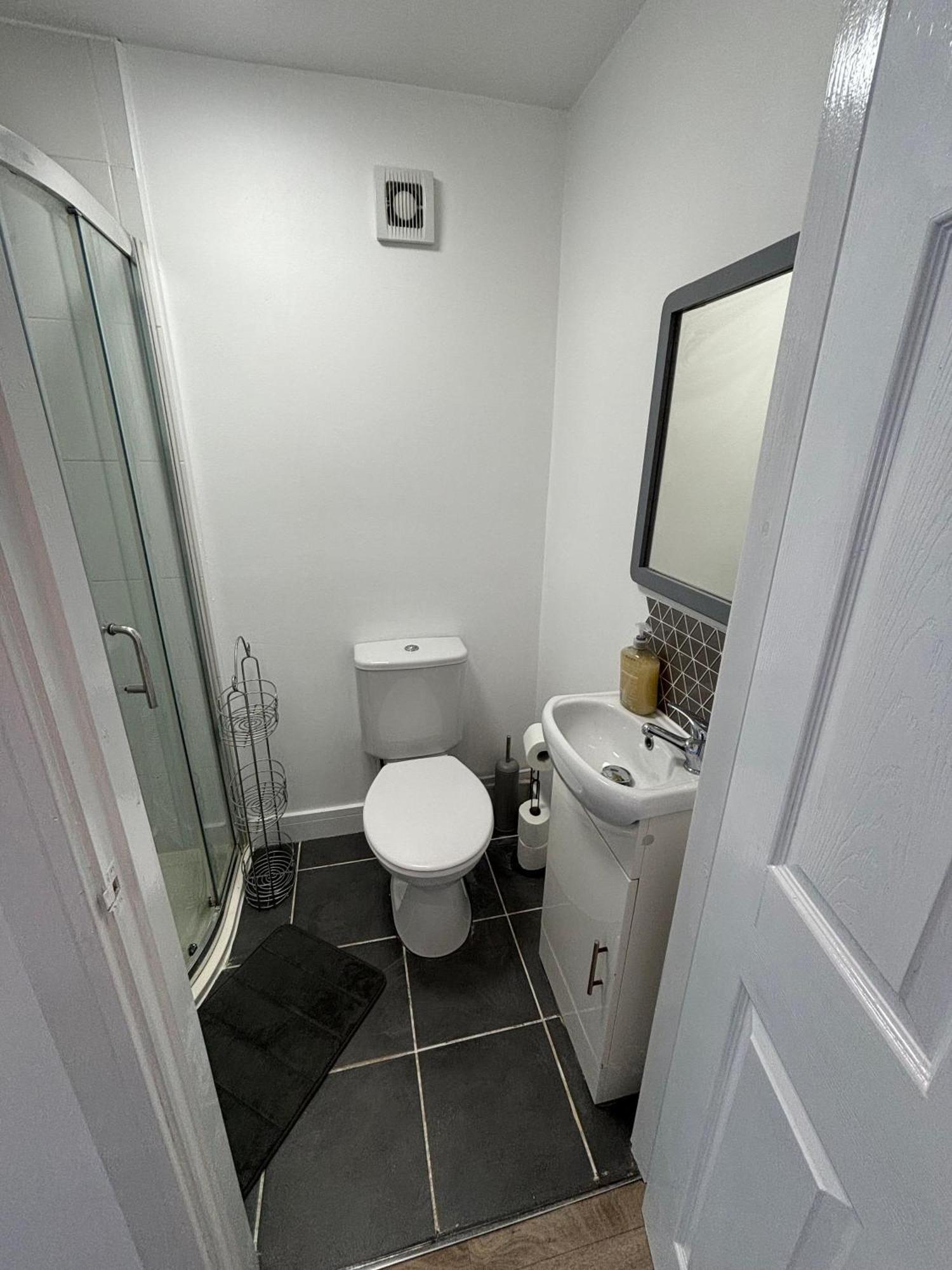 Modern & Cozy Gem - 10Min To City Center - Parking York Eksteriør bilde