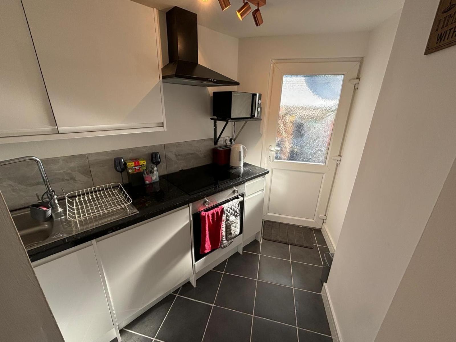 Modern & Cozy Gem - 10Min To City Center - Parking York Eksteriør bilde