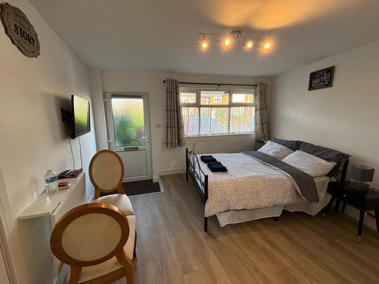 Modern & Cozy Gem - 10Min To City Center - Parking York Eksteriør bilde